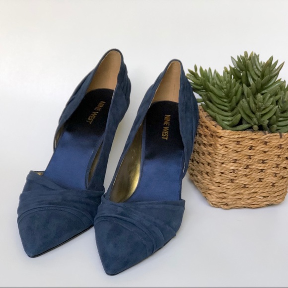 NINE WEST Guetette Dress Navy Blue Pump - Picture 1 of 6